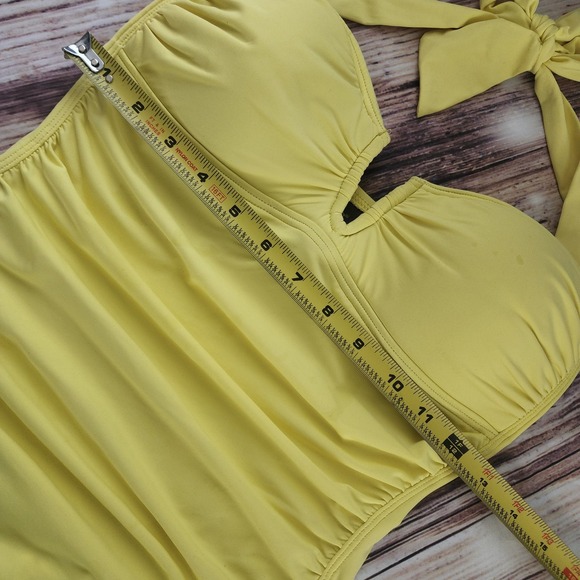 Tommy Bahama Bathing‎ Suit Womens 4 Yellow 1 Pc Ruched Halter Top Slimming PinUp - Picture 6 of 11